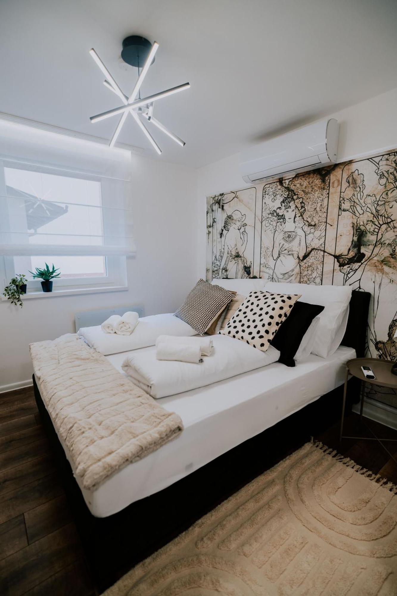 Maison De Luxe Szeged Eksteriør bilde
